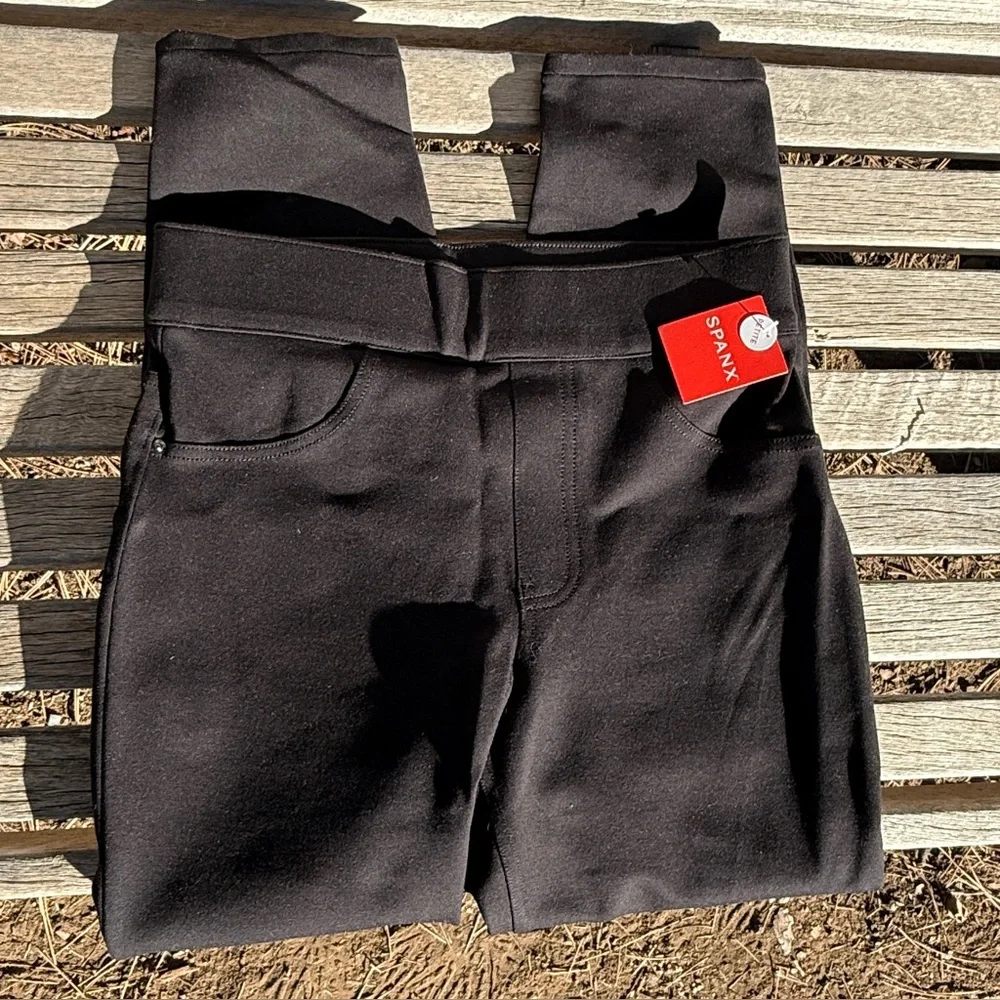 NWT Spanx The Perfect Black Pant Ankle 4 Pocket in Black, Size Small Petite
